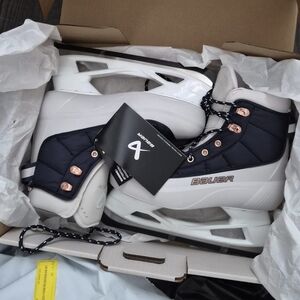 Bauer Radiant Heated Skates in Size 5 Senior